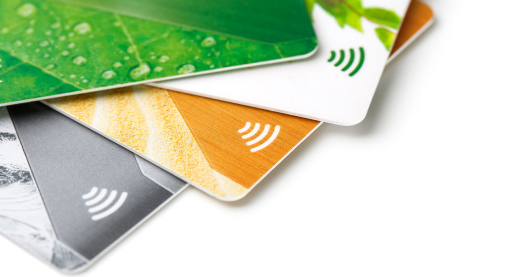 Contactless credit cards are one type of RFID card